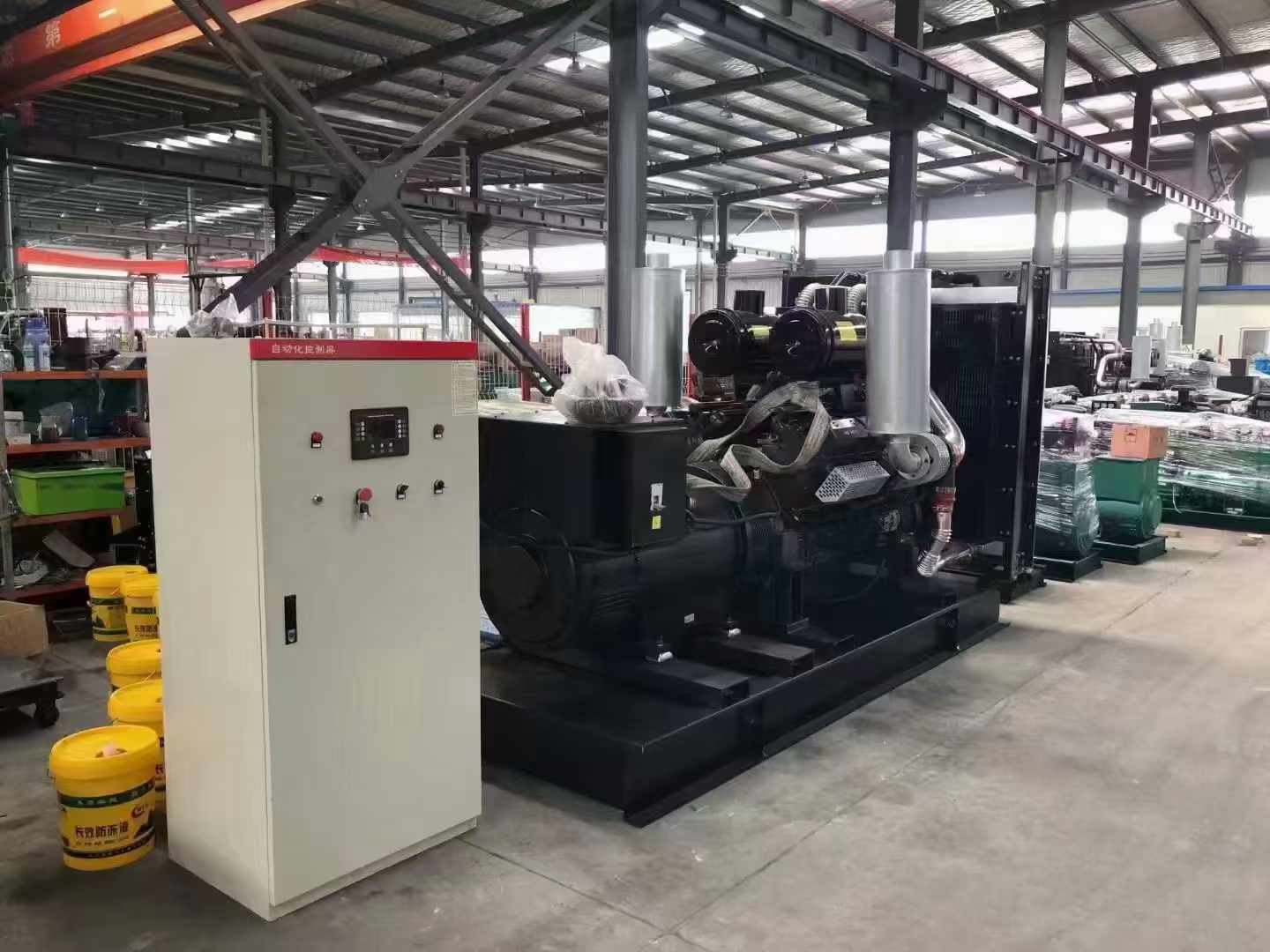 柳河柴油发电机运行时的噪音和振动水平如何？