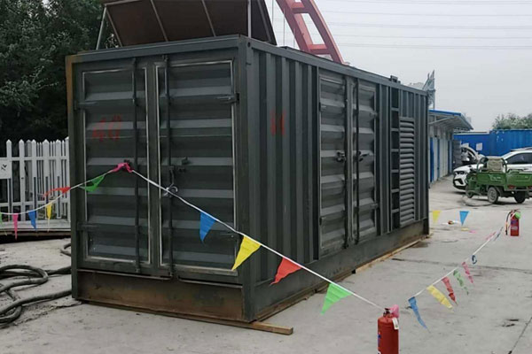 柳河发电机租赁空气滤清器多久更换一次？